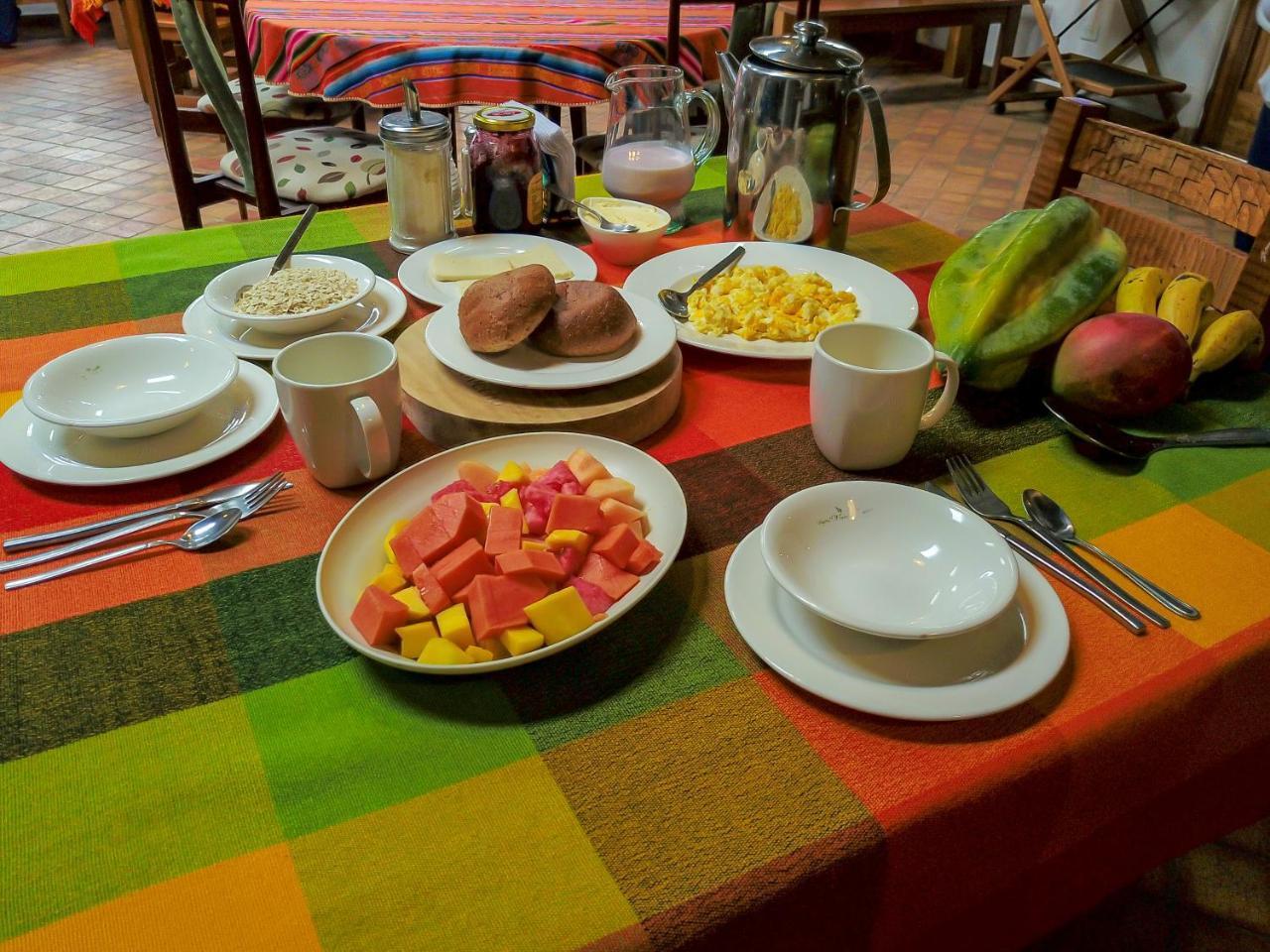 Hostal Mama Hilda Chugchilán Buitenkant foto